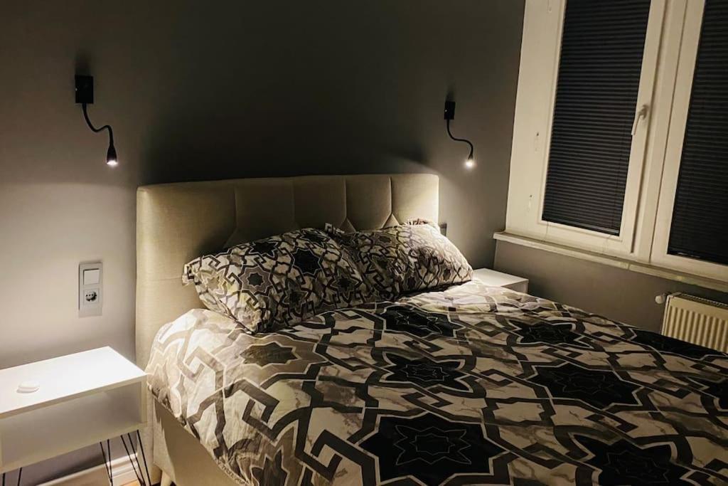 Sisli Osmanbey Taksim Large Terrace, Quietness And Space Apartment Istanbul Bagian luar foto
