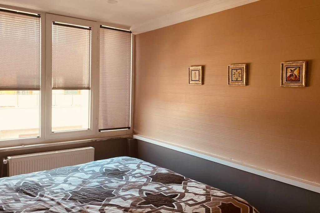Sisli Osmanbey Taksim Large Terrace, Quietness And Space Apartment Istanbul Bagian luar foto